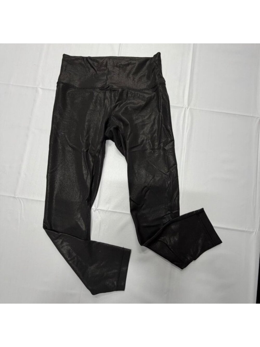 Lululemon Wunder Train HR Crop 24.5” Foil Size 8 Radiate Foil Print Black